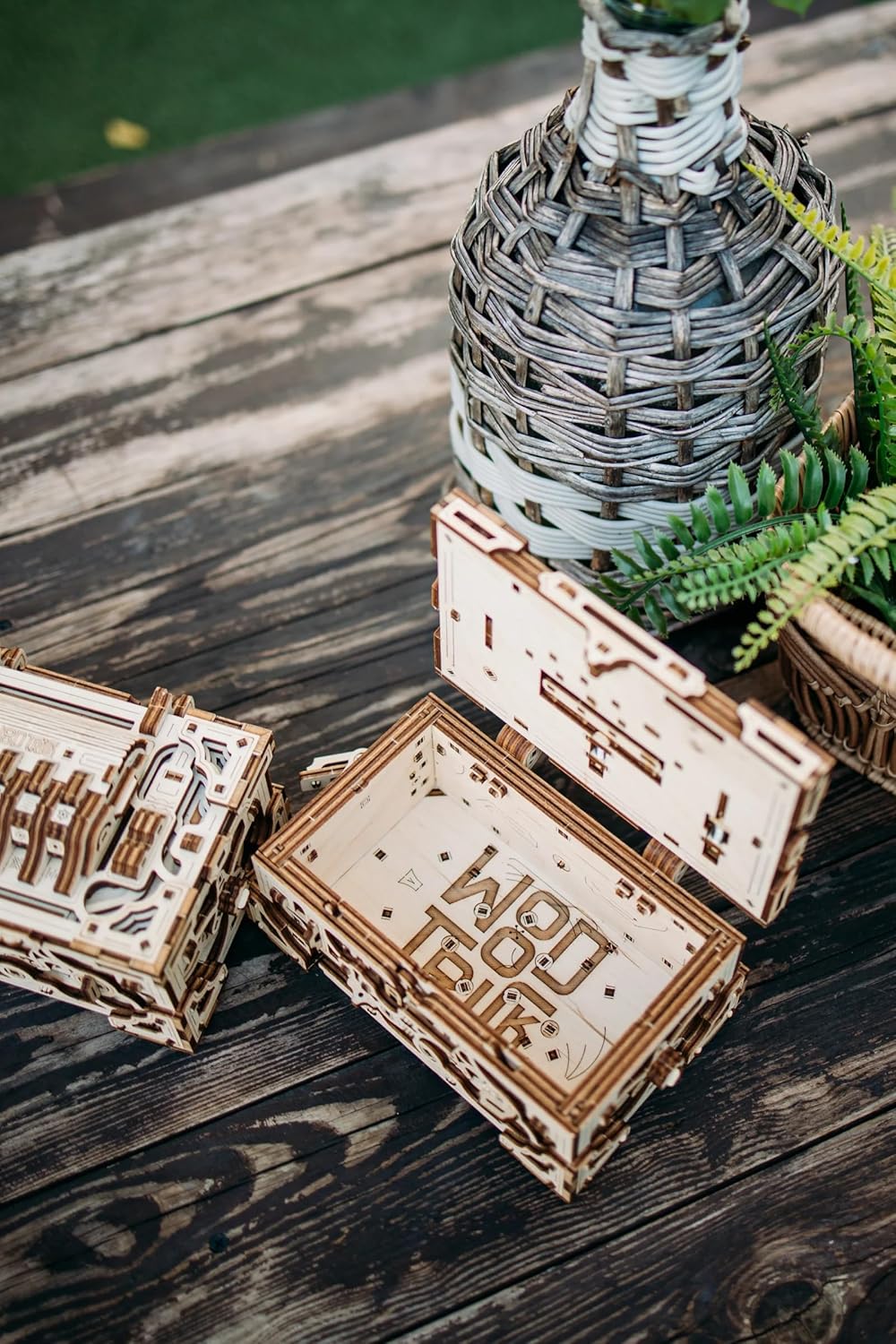 Wood Trick Enigma Chest Lock Puzzle Box Wooden 3D Puzzles for Adults and Kids to Build - Engineering DIY Project Mechanical Model Kits for Adults Wooden Models