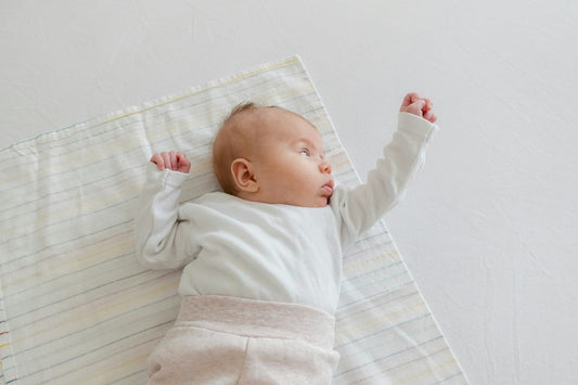 🍼 Newborn Essentials: Everything You Need for Baby’s First Weeks