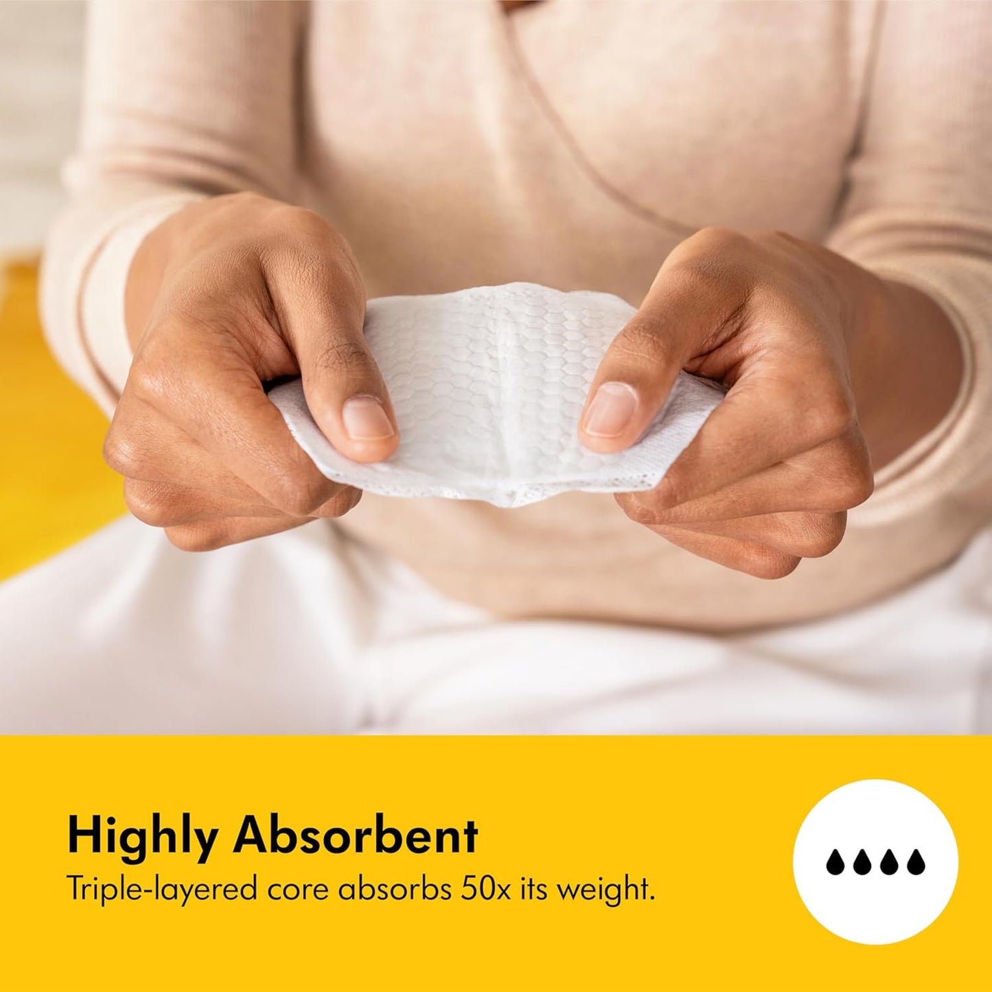 Medela Ultra-Breathable Nursing Pads, Highly Absorbent, Super Soft, Discreet Design for Comfortable Wear, Pack of 200