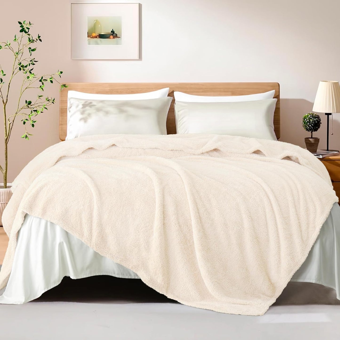 Exclusivo Mezcla Fleece Blanket for Couch, Soft and Cozy King Blankets for Women Men Girls Kids, Suitable for All Seasons, White, 90x104 Inches