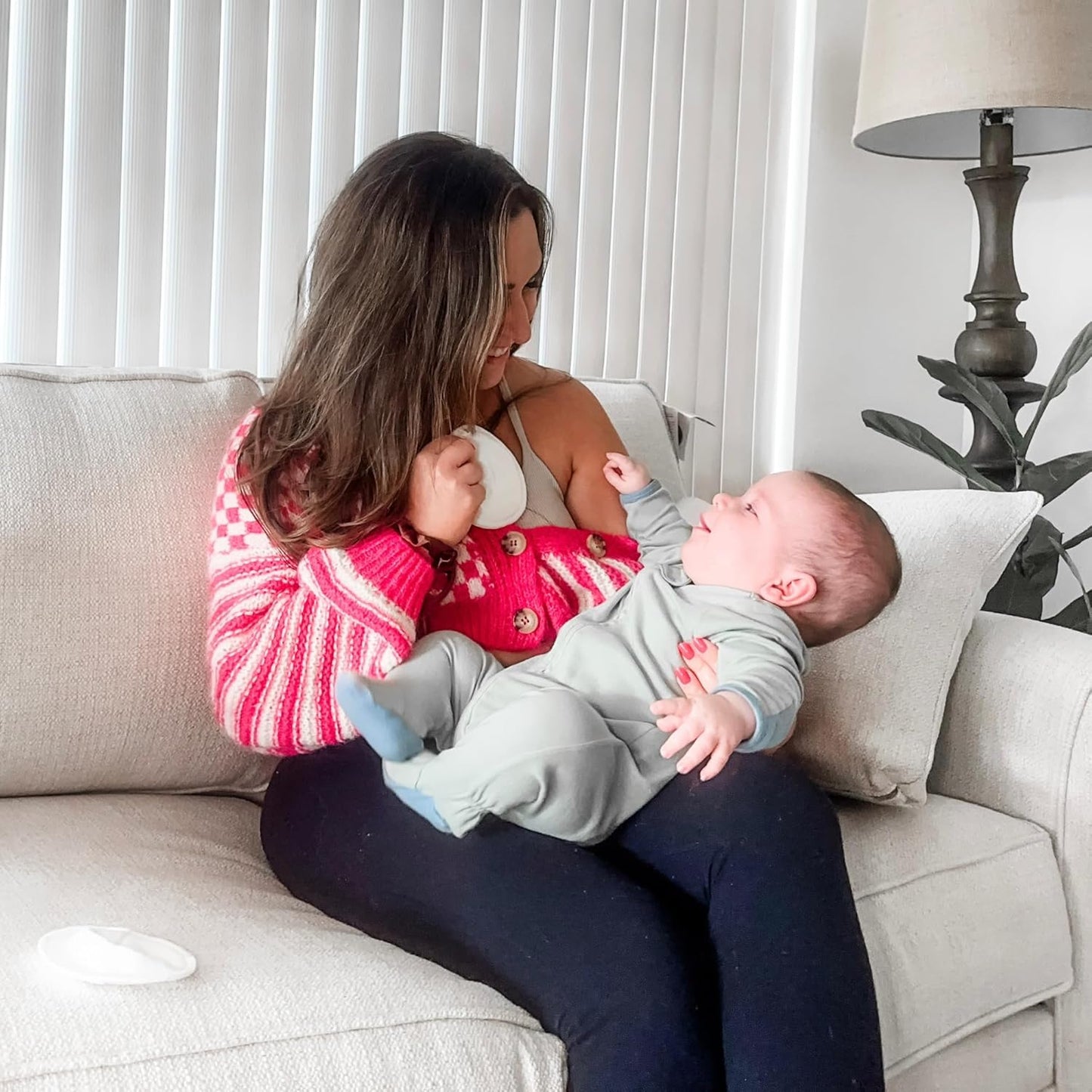 Ameda Washable Nursing Pads | 2 Pairs (4 Count) | Organic Nursing Pads | Breastfeeding Supplies | Reusable Breast Pads for Leaking Milk | Breastfeeding Pads | Viscose from Bamboo