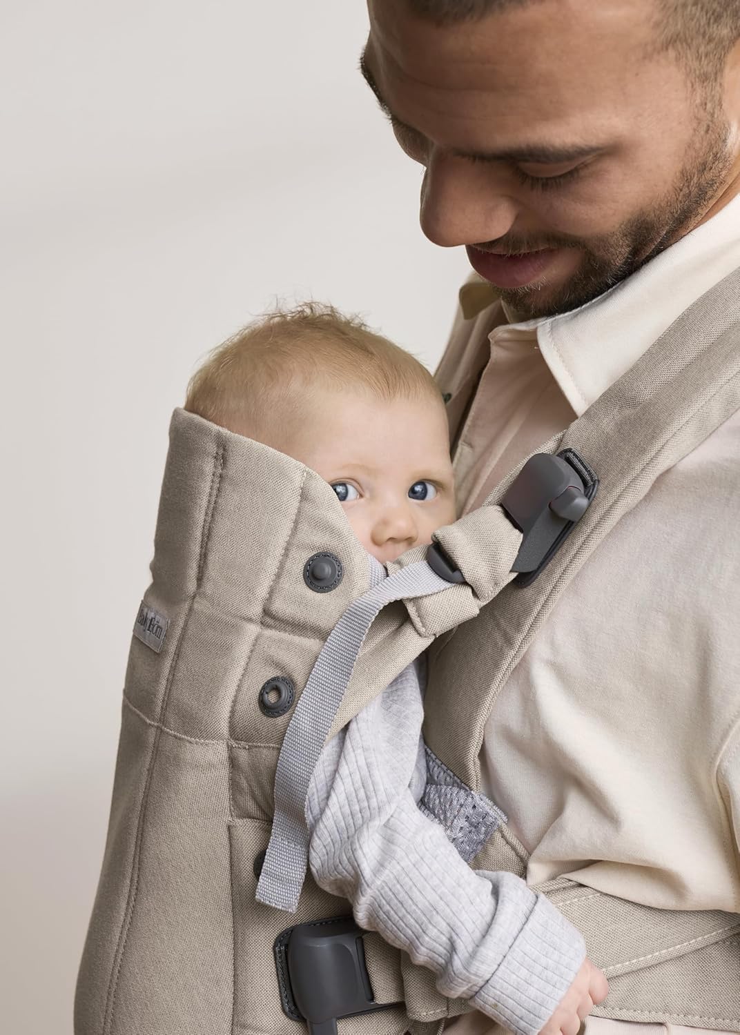 BabyBjörn Baby Carrier Harmony, Woven mélange, Light Beige | 3-in-1 Ergonomic Baby Carrier; Newborn, Facing-in, Outward-Facing, and Back Carrying Positions Supported (7-40 lbs), Newborn to Toddler